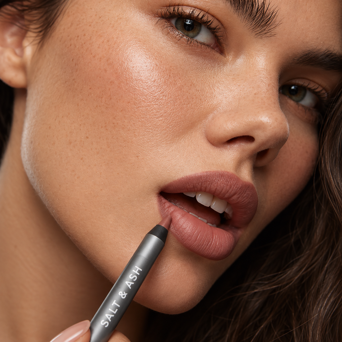 360 Contour Lipliner